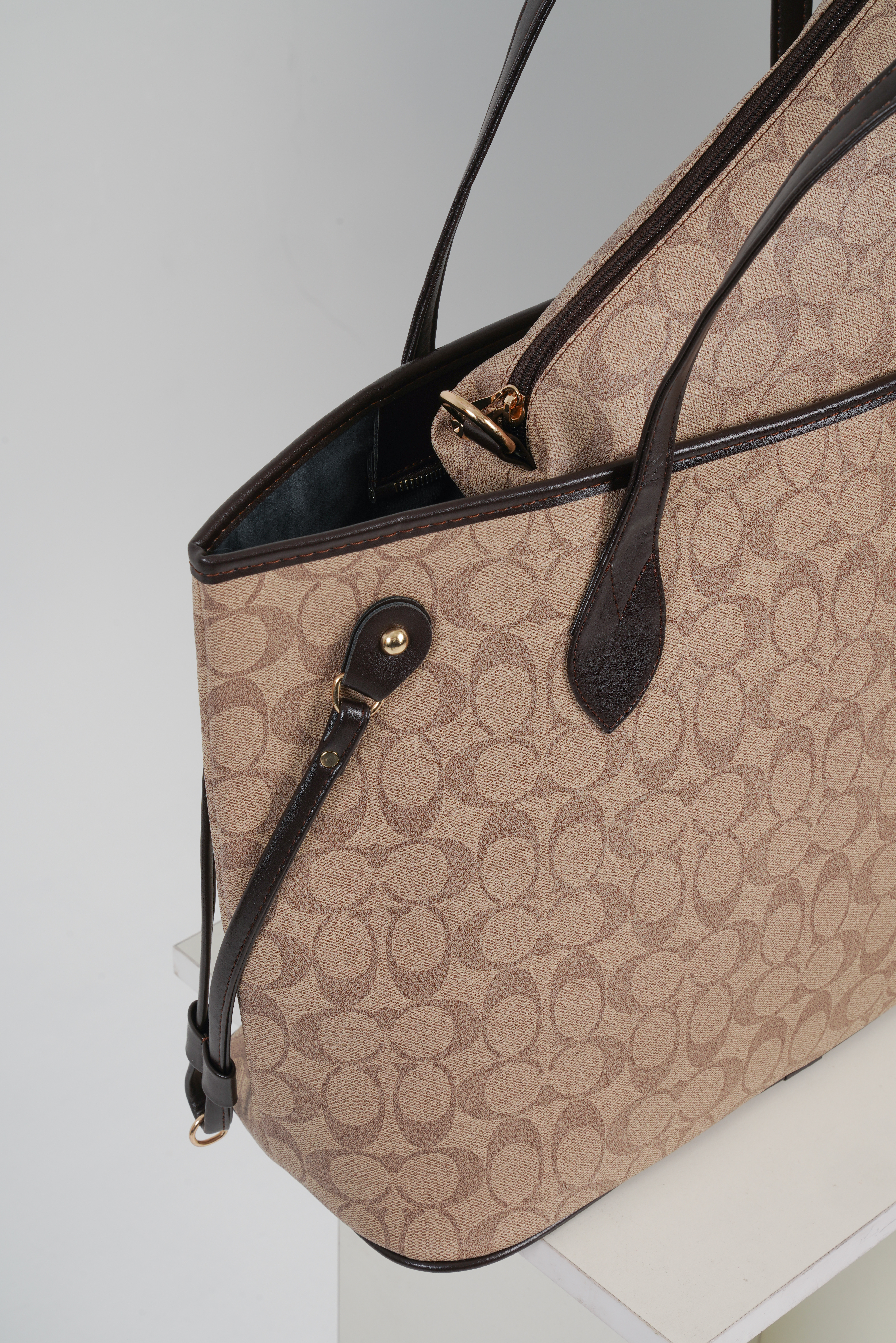 کیف دوقلو مدل نورفول طرح کوچ Coach شیک و کاربردی