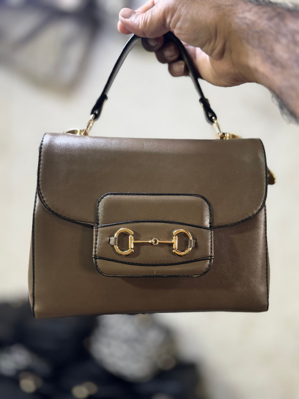 کیف مجلسی زنانه مدل گوچی نیلوس Gucci Nilus شیک و باکیفیت عالی رنگ کرم ورنی براق