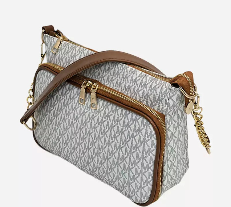 کیف دوشی زنانه مایکل کورس مدل ۳زیپ چرم صنعتی سفید Michael Kors