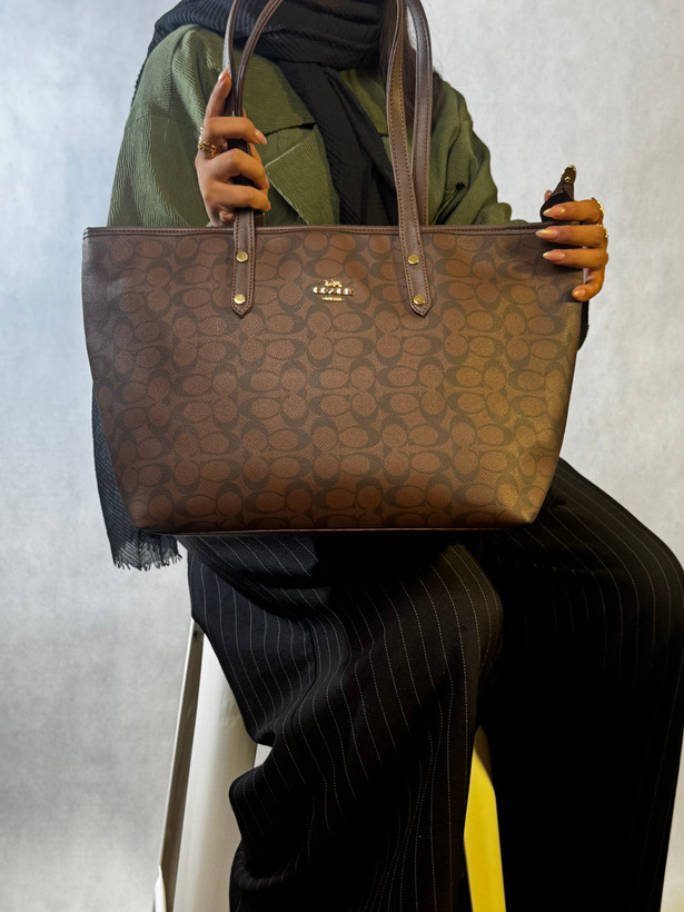 کیف زنانه توت بگ کوچ ۲رو Coach قهوهای مدل پرمیوم چرم مصنوعی