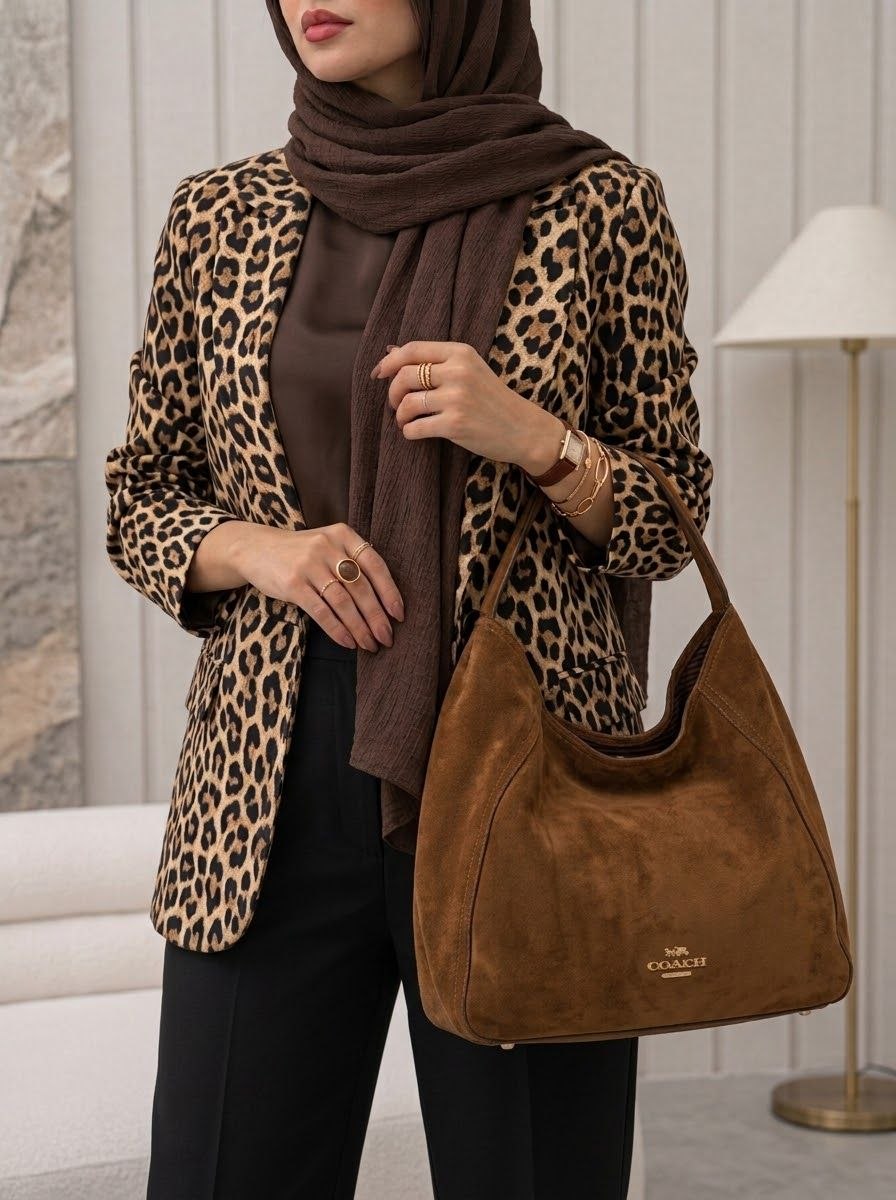 کیف دوشی دخترانه طرح کوچ سوییت کد ۱۰۸